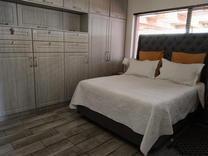 3 Bedroom Property for Sale in Heathfield Western Cape